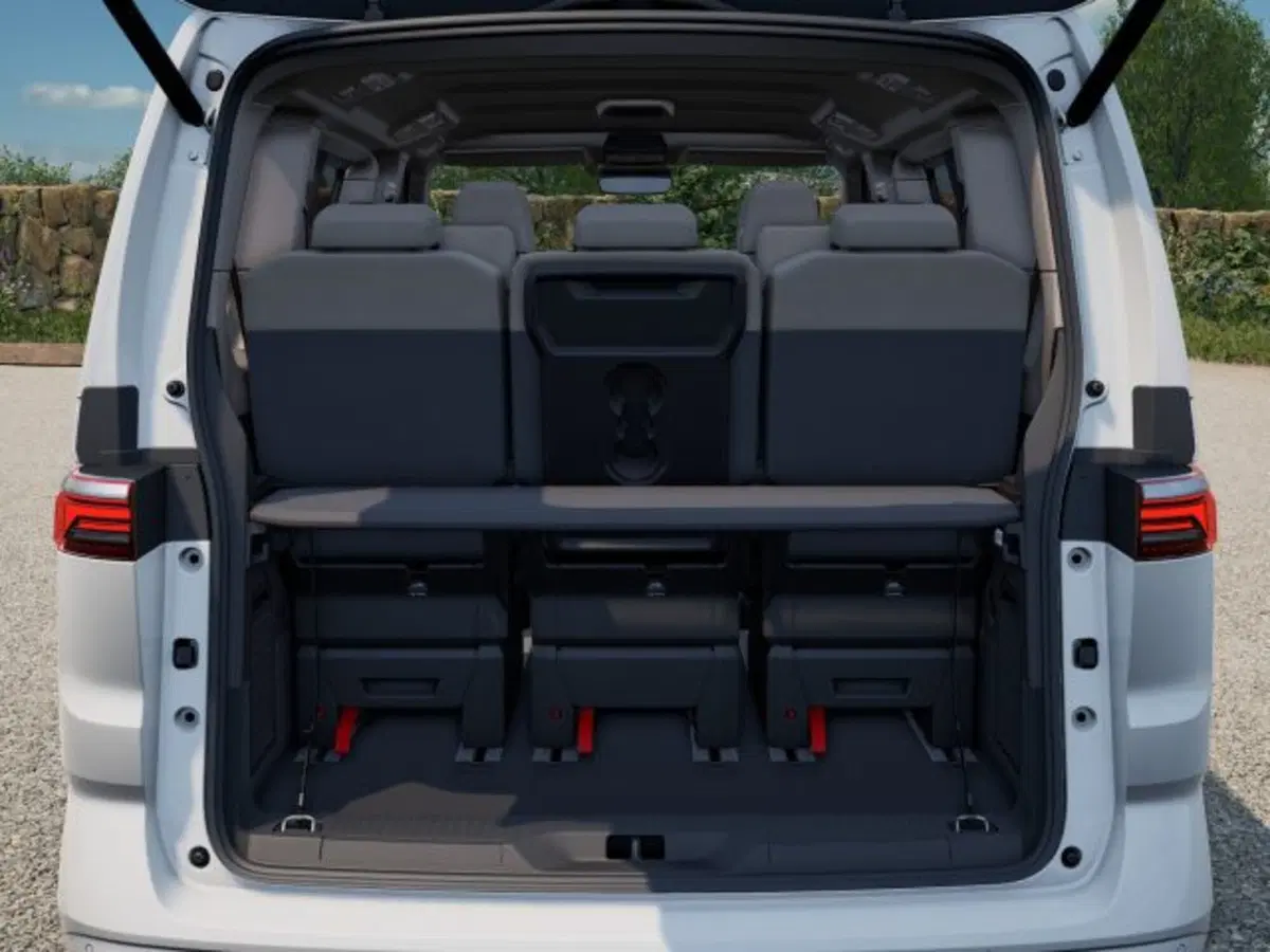 Volkswagen Multivan nuova a Vicenza (15)