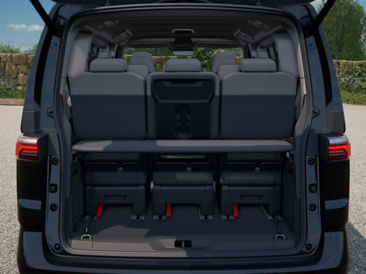 Volkswagen Multivan nuova a Vicenza (15)
