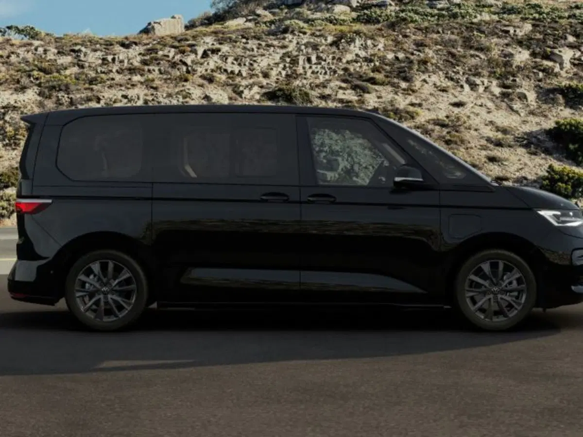 Volkswagen Multivan nuova a Vicenza (6)