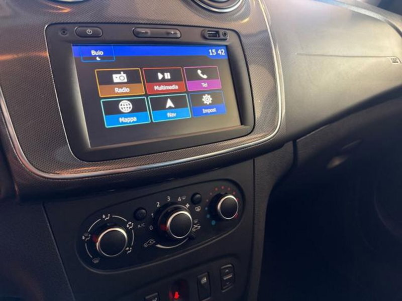 Dacia Sandero usata a Sassari (10)