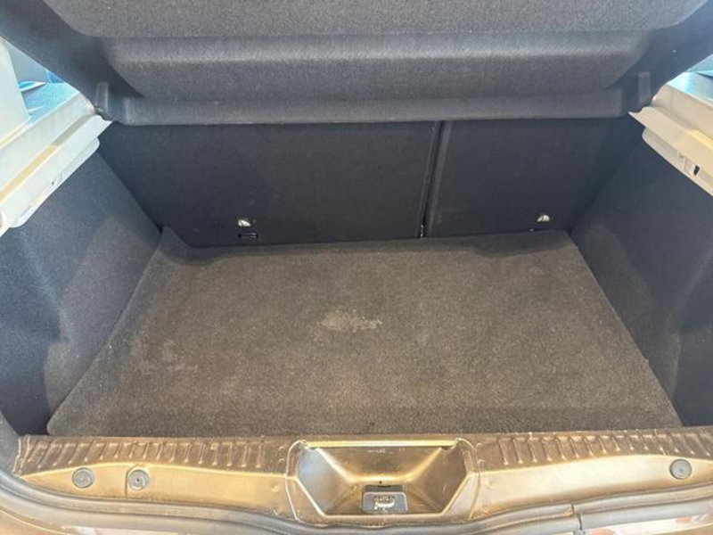 Dacia Sandero usata a Sassari (12)