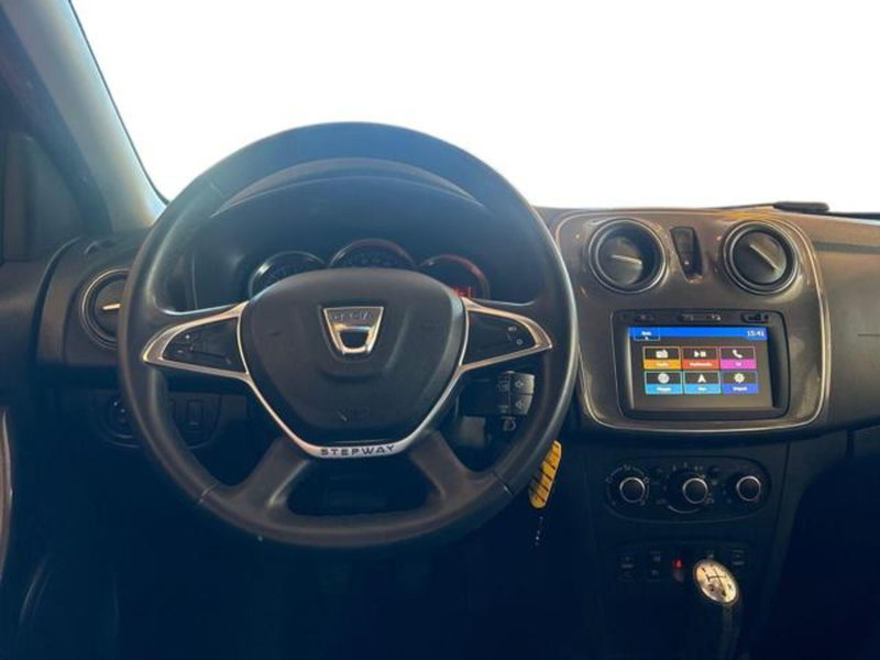 Dacia Sandero usata a Sassari (7)