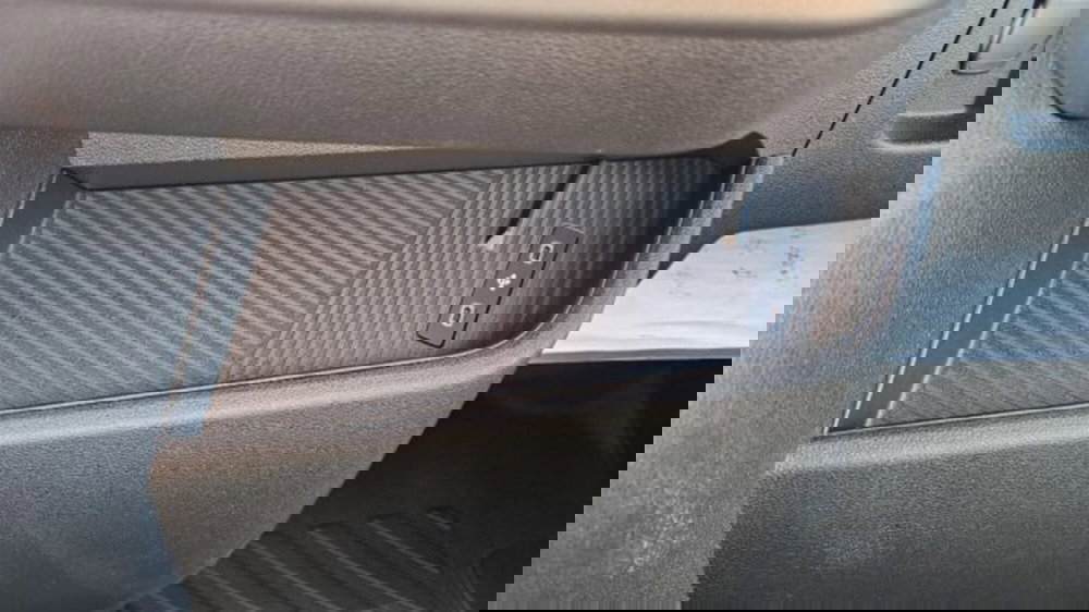 Nissan Interstar Furgone usata a Lucca (11)