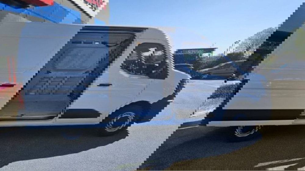 Nissan Interstar Furgone usata a Lucca (17)