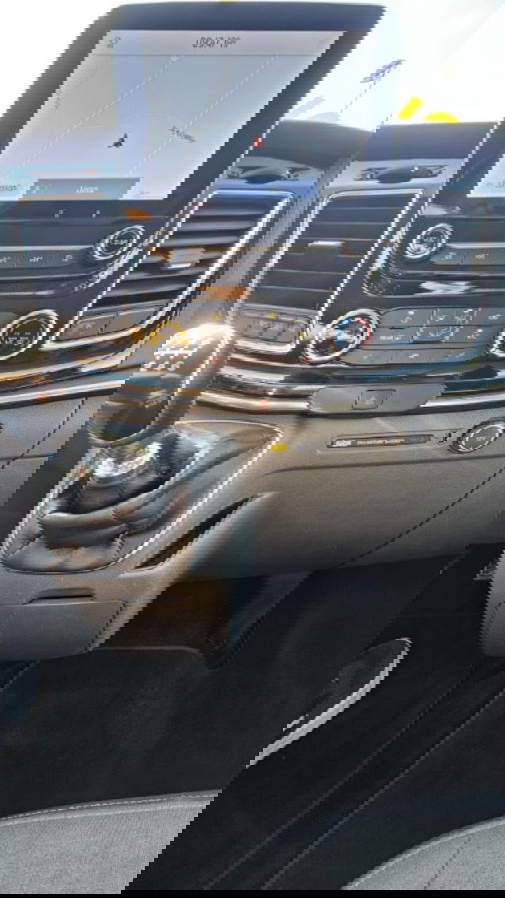 Ford Tourneo Custom usata a Lucca (11)