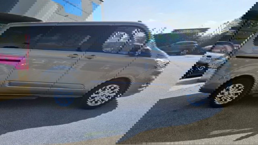 Ford Tourneo Custom usata a Lucca (3)