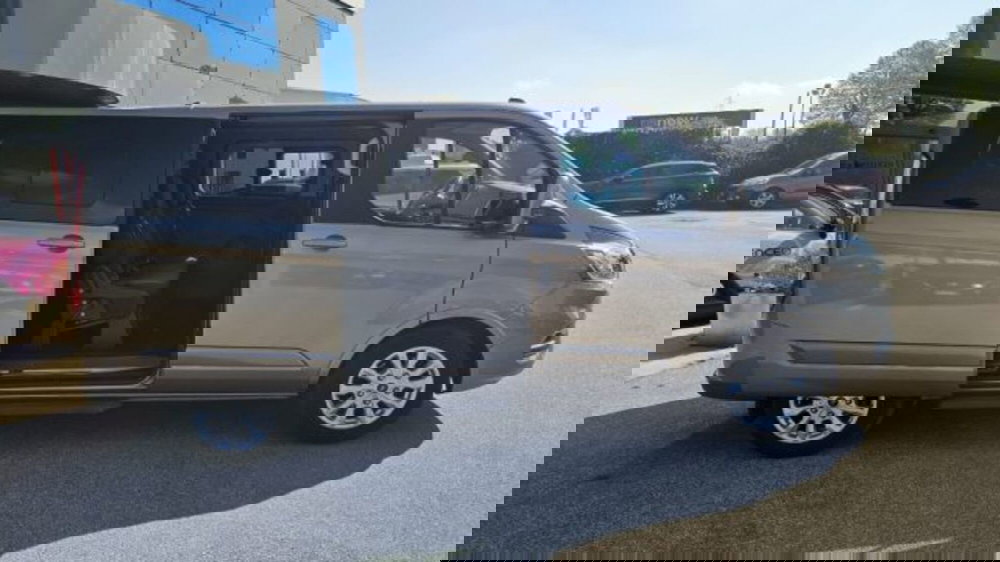 Ford Tourneo Custom usata a Lucca (4)