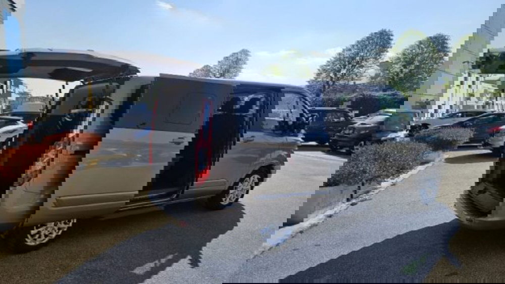 Ford Tourneo Custom usata a Lucca (5)