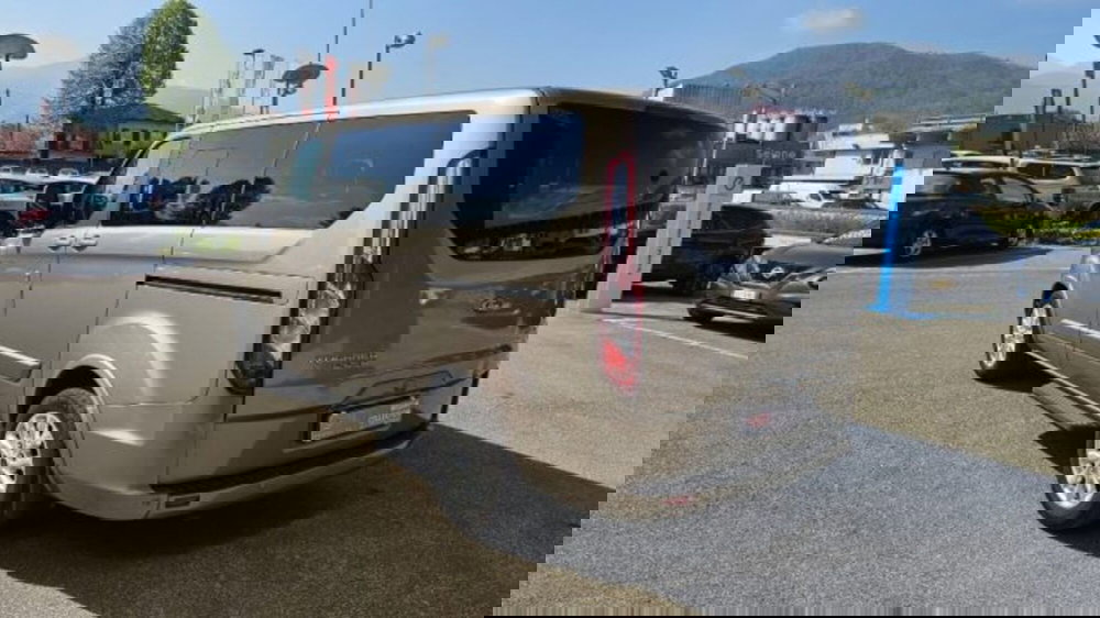 Ford Tourneo Custom usata a Lucca (8)