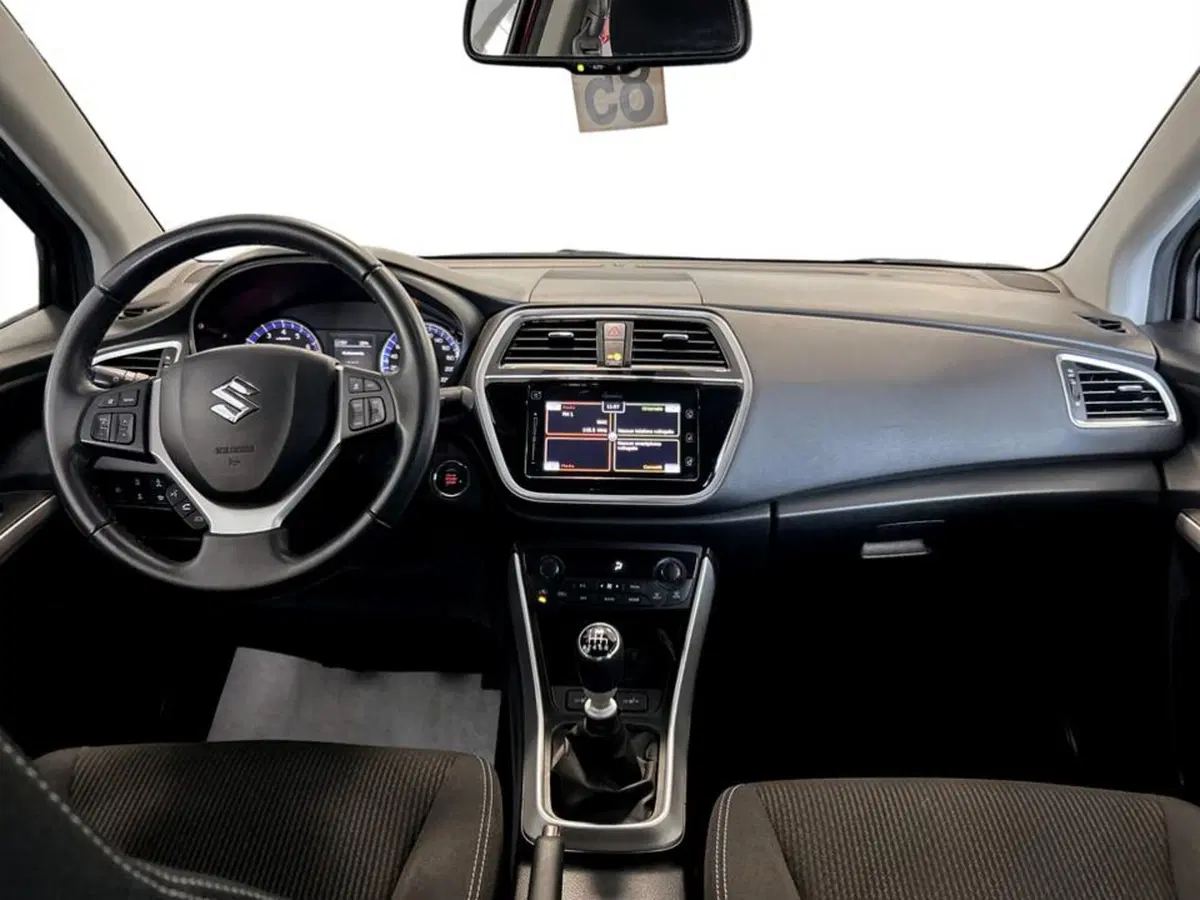 Suzuki S-Cross usata a Piacenza (8)