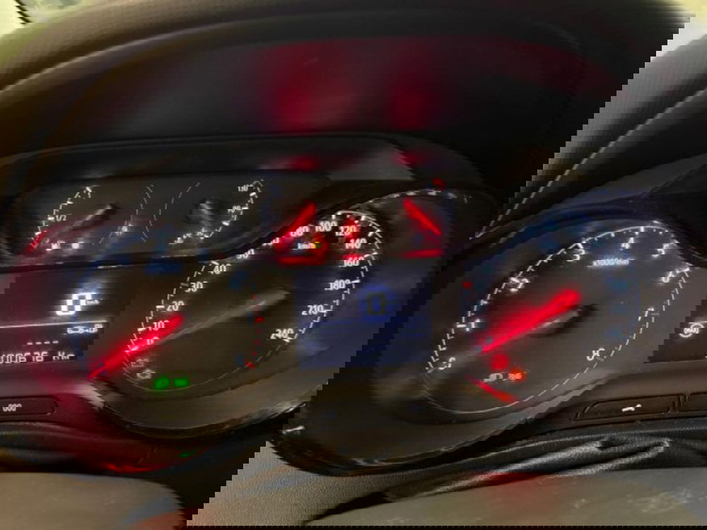 Opel Crossland X usata a Siena (7)