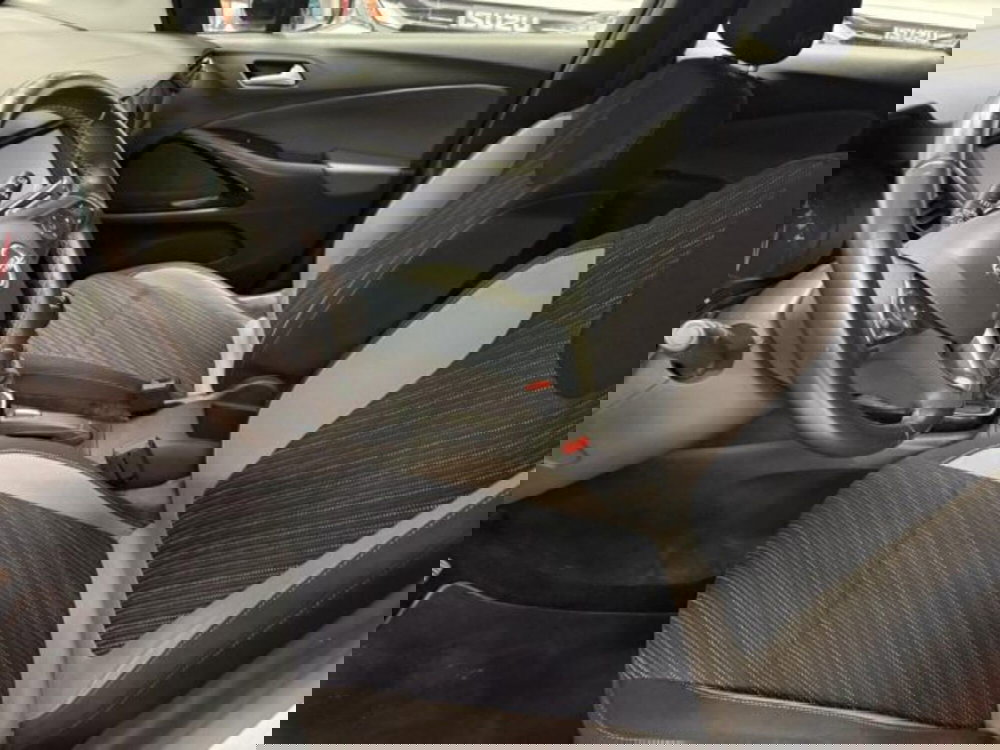 Opel Crossland X usata a Siena (9)