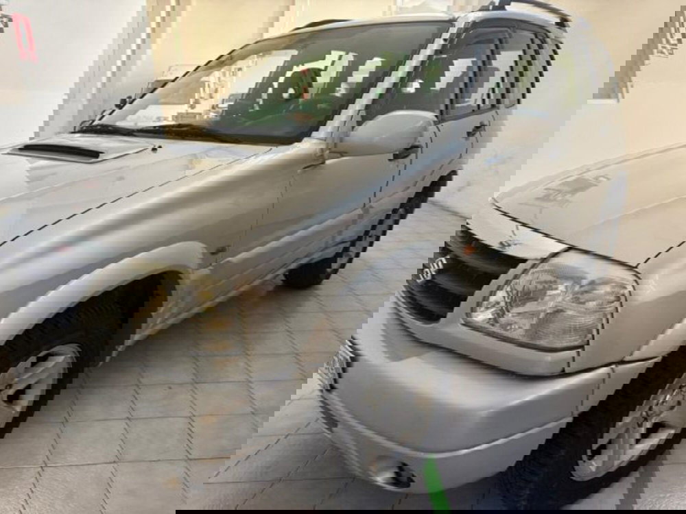 Suzuki Grand Vitara usata a Siena (2)