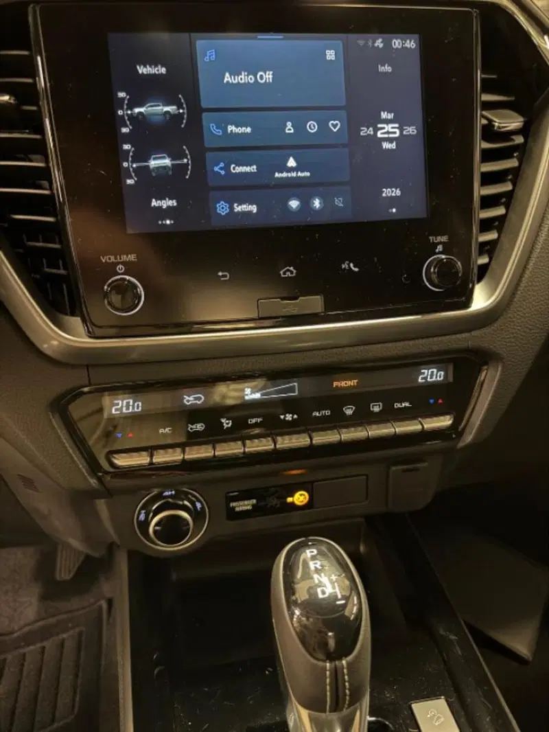 Isuzu D-Max Pick-up nuova a Siena (10)