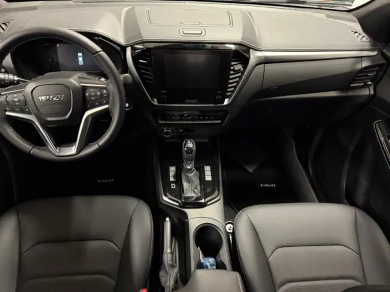 Isuzu D-Max Pick-up nuova a Siena (7)