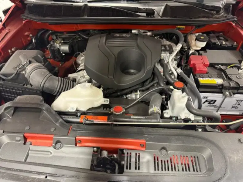 Isuzu D-Max Pick-up nuova a Siena (13)