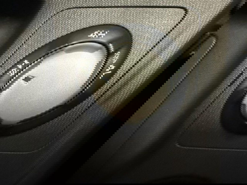 Isuzu D-Max Pick-up usata a Siena (11)