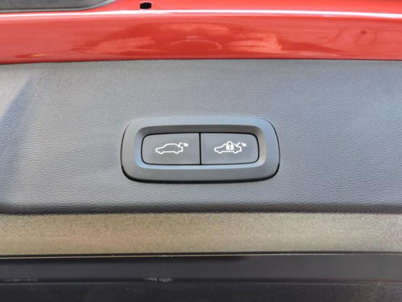 Volvo XC40 usata a Firenze (8)