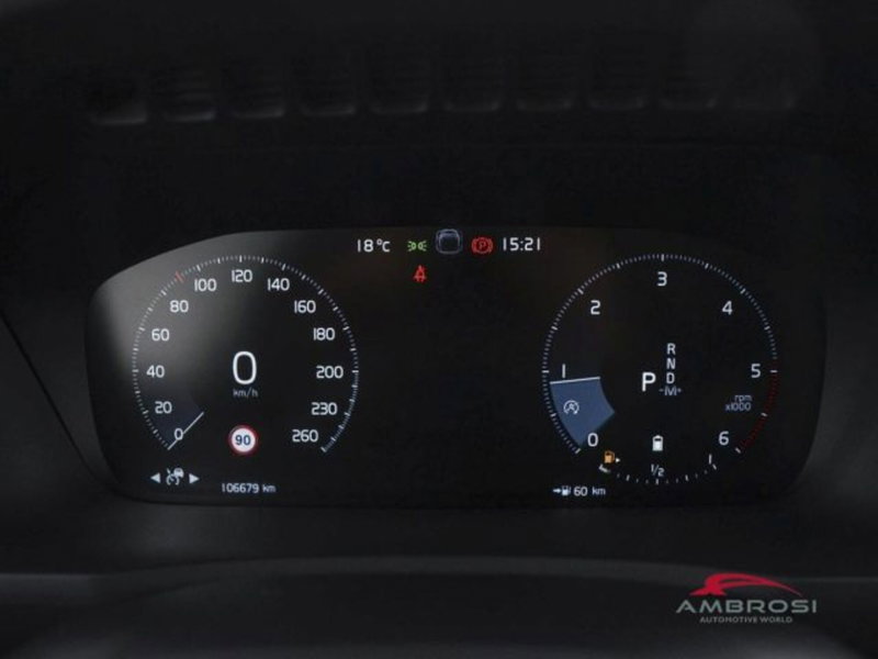 Volvo XC90 usata a Perugia (15)