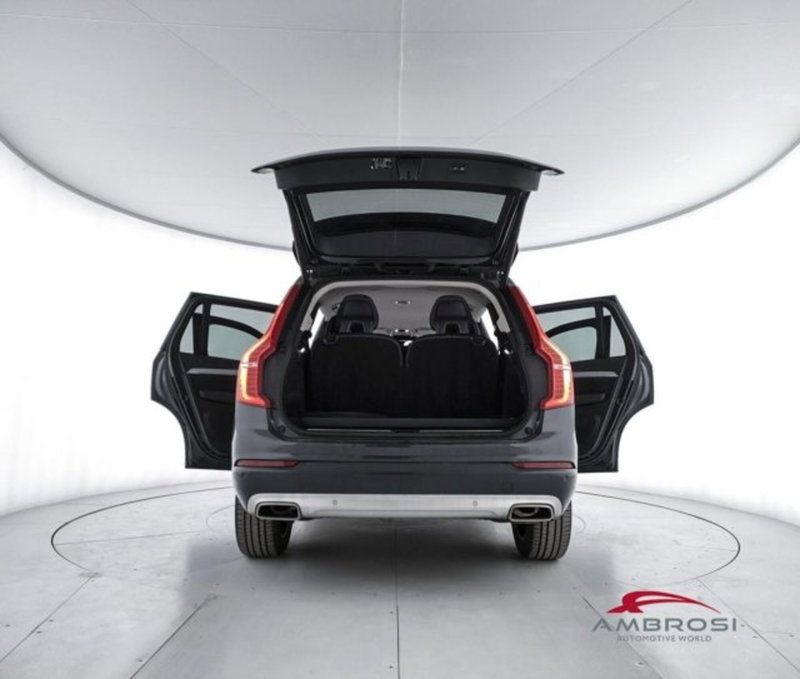 Volvo XC90 usata a Perugia (7)