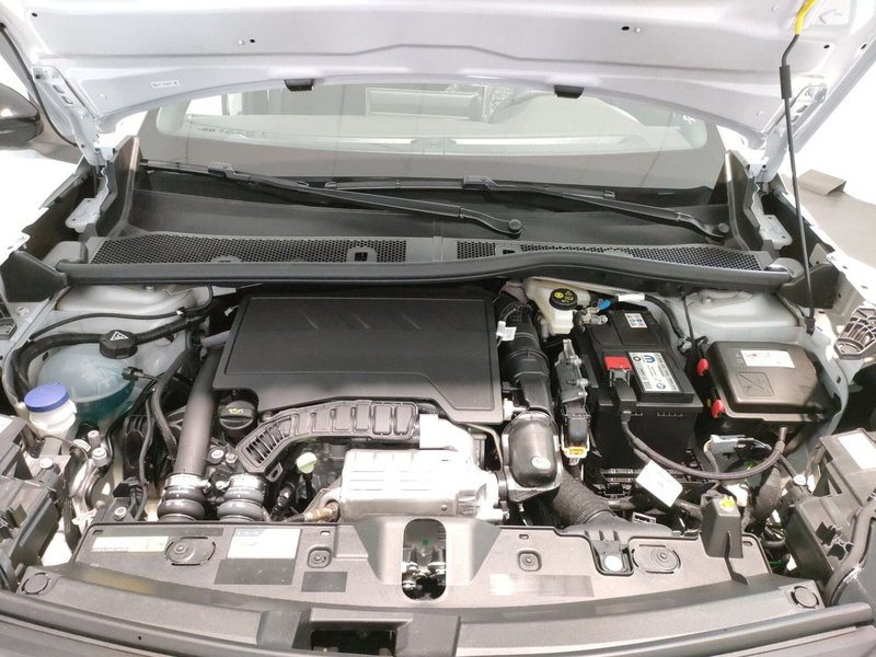 Peugeot 2008 nuova a Ascoli Piceno (10)