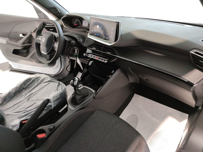 Peugeot 2008 nuova a Ascoli Piceno (12)