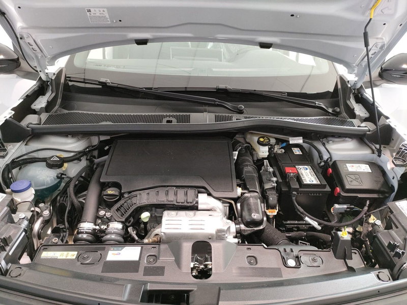 Peugeot 2008 nuova a L'Aquila (10)