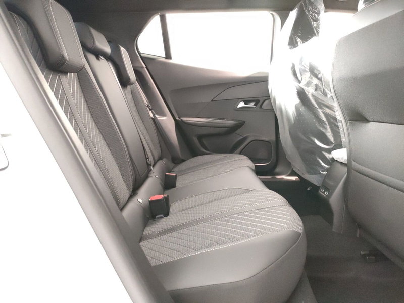 Peugeot 2008 nuova a L'Aquila (14)