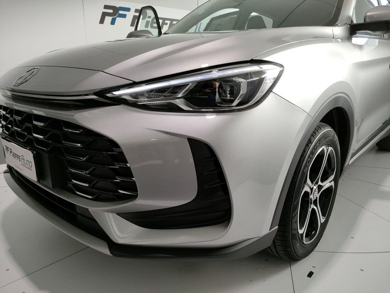 Mg ZS (2001-2005) nuova a L'Aquila (9)