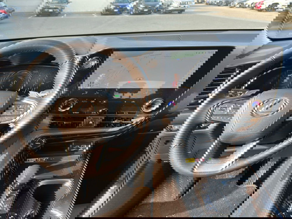 Lexus NX usata a Piacenza (13)