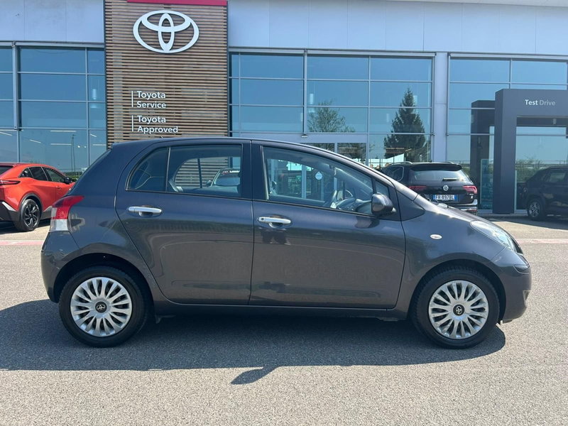 Toyota Yaris usata a Piacenza (4)