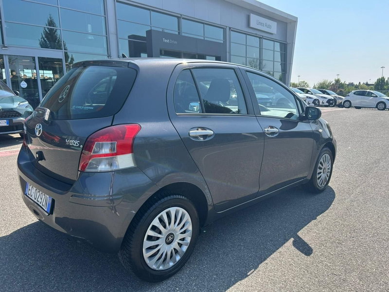 Toyota Yaris usata a Piacenza (6)