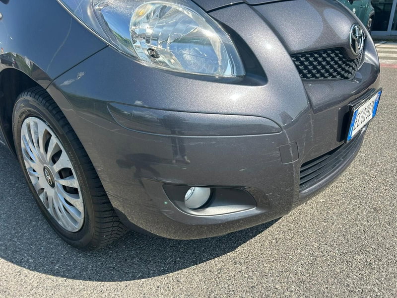 Toyota Yaris usata a Piacenza (7)