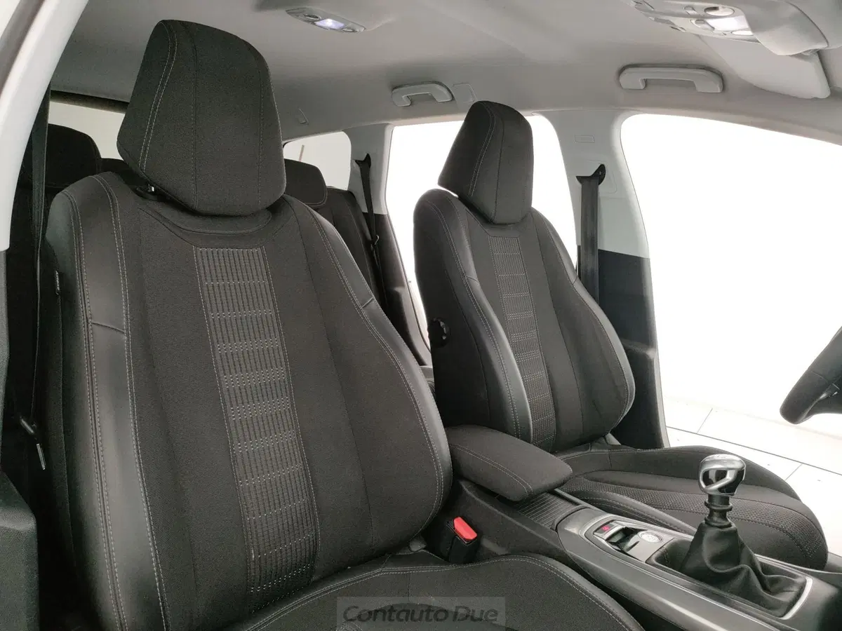 Peugeot 308 SW usata a Caserta (15)