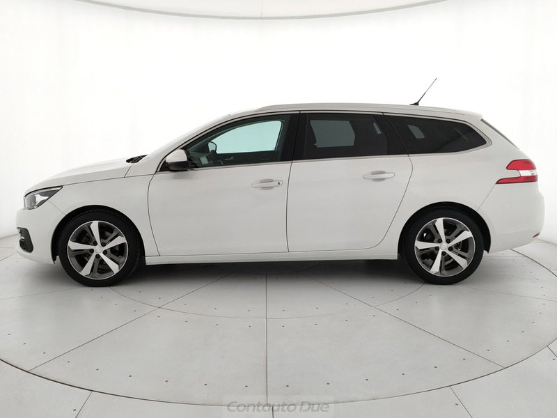 Peugeot 308 SW usata a Caserta (8)
