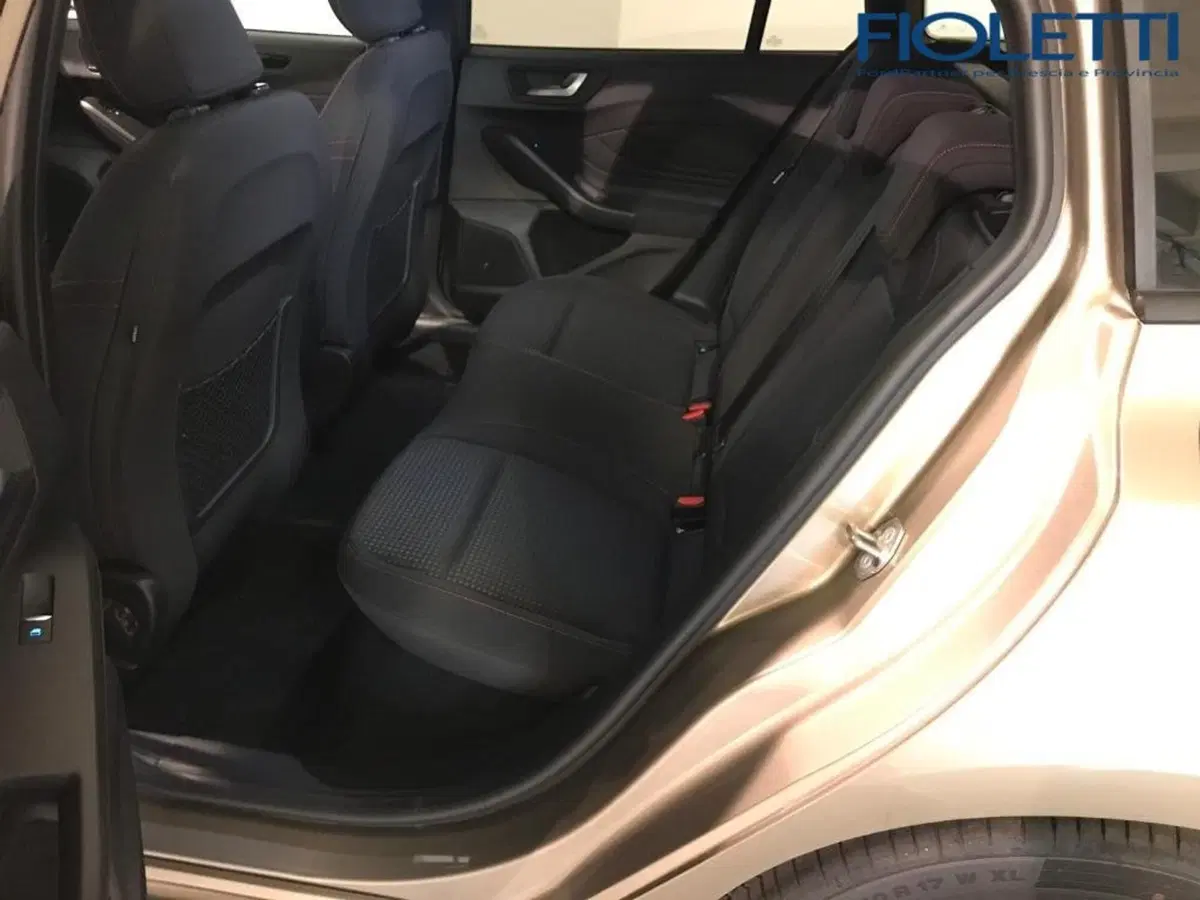 Ford Focus Station Wagon usata a Brescia (11)