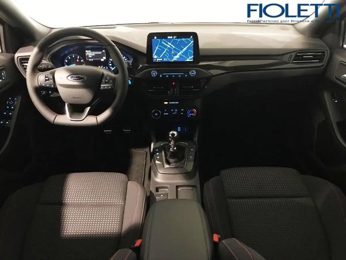 Ford Focus Station Wagon usata a Brescia (6)