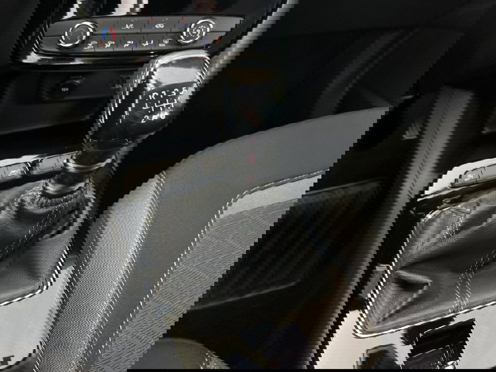 Opel Mokka usata a Torino (14)