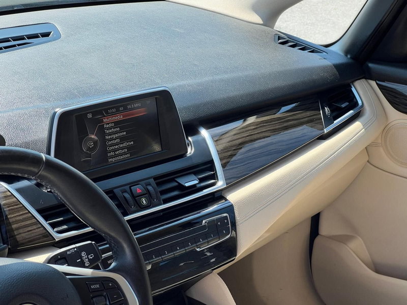 BMW Serie 2 Active Tourer usata a Matera (20)