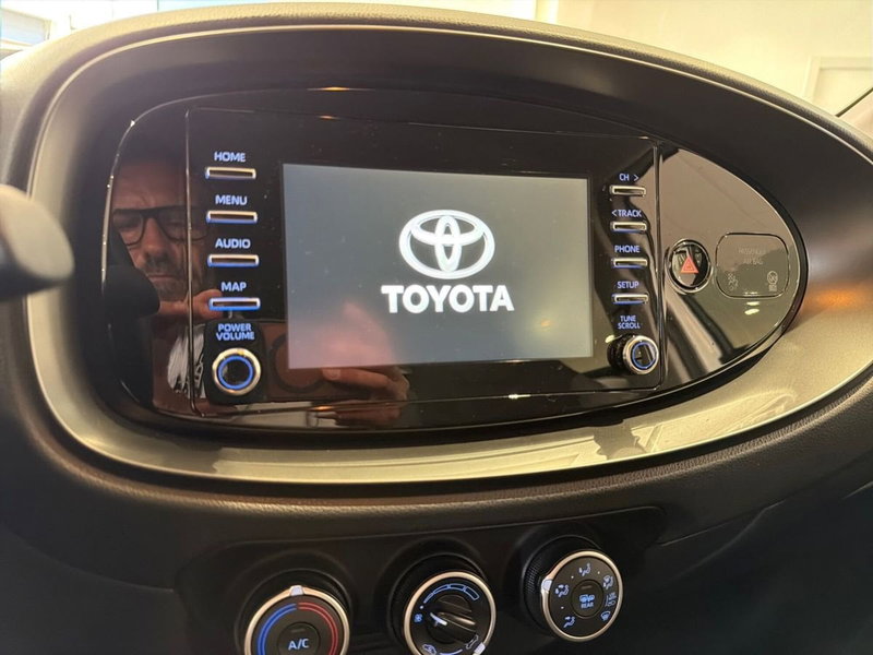 Toyota Aygo X usata a Catania (10)