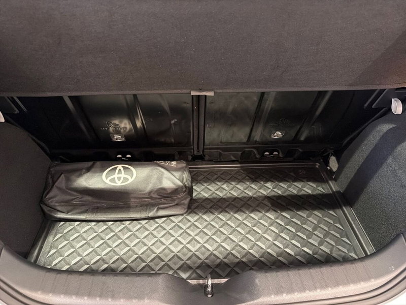 Toyota Aygo X usata a Catania (6)