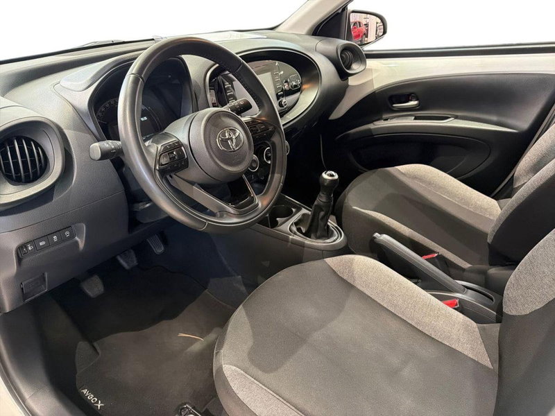 Toyota Aygo X usata a Catania (7)