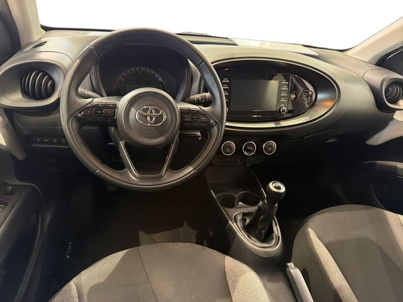 Toyota Aygo X usata a Catania (8)