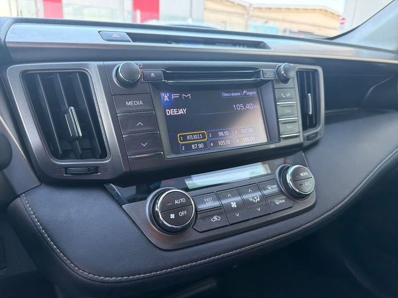 Toyota Rav4 usata a Catania (10)