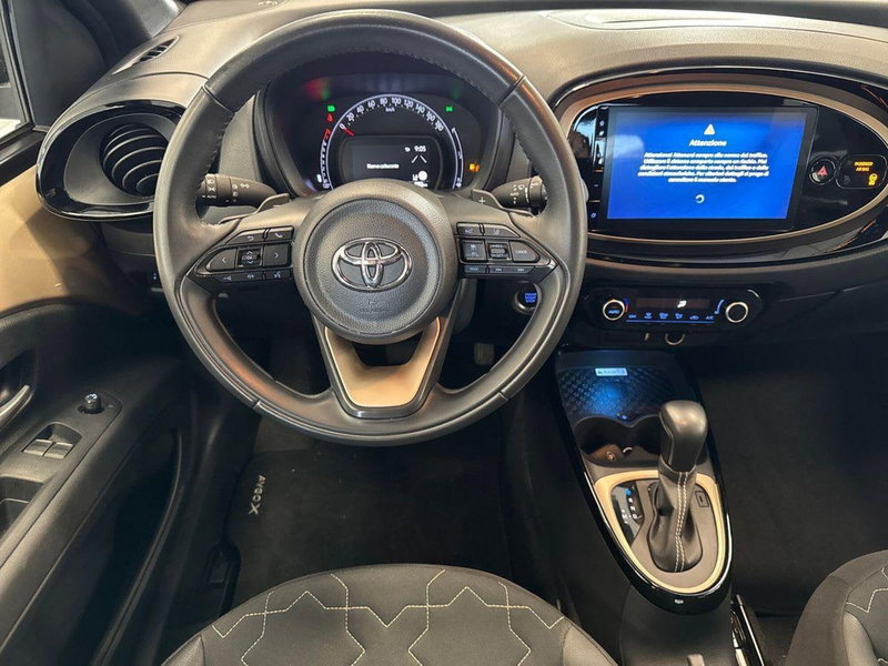 Toyota Aygo X usata a Prato (10)