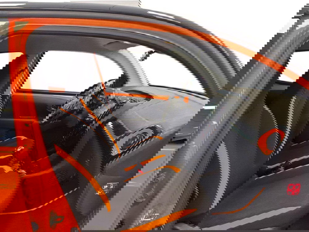 Toyota Aygo usata a Prato (14)