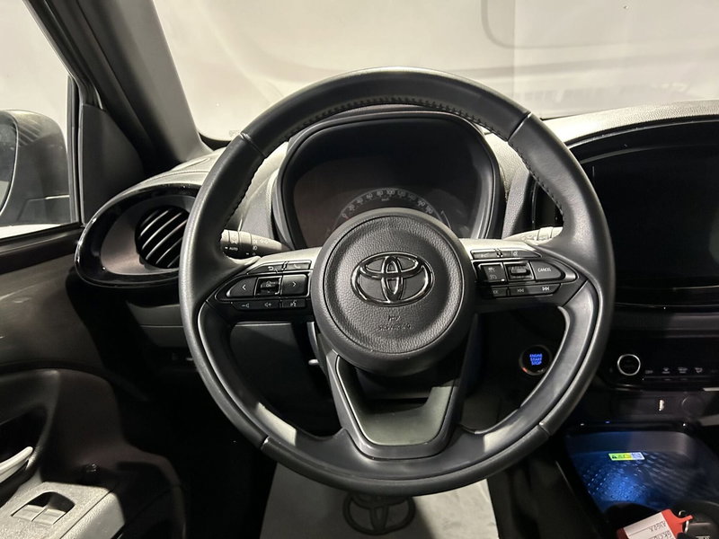 Toyota Aygo X usata a Milano (10)