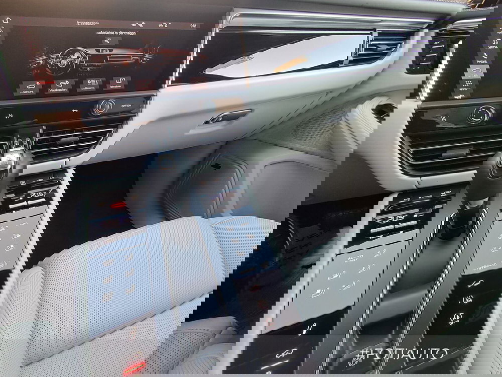 Porsche Macan usata a Catania (13)