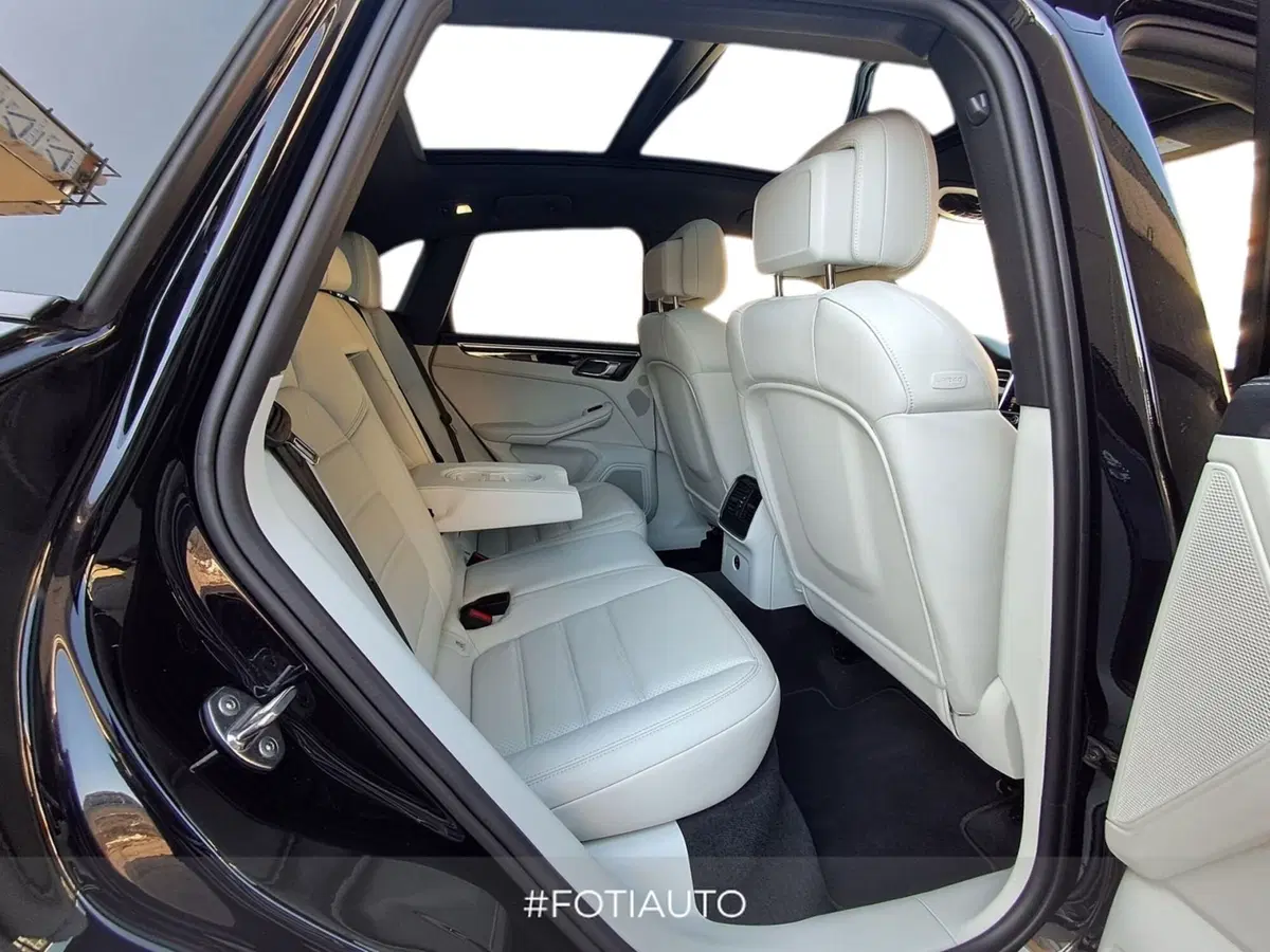 Porsche Macan usata a Catania (5)