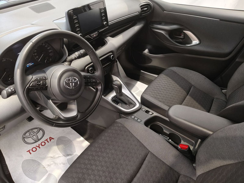 Toyota Yaris usata a Roma (12)